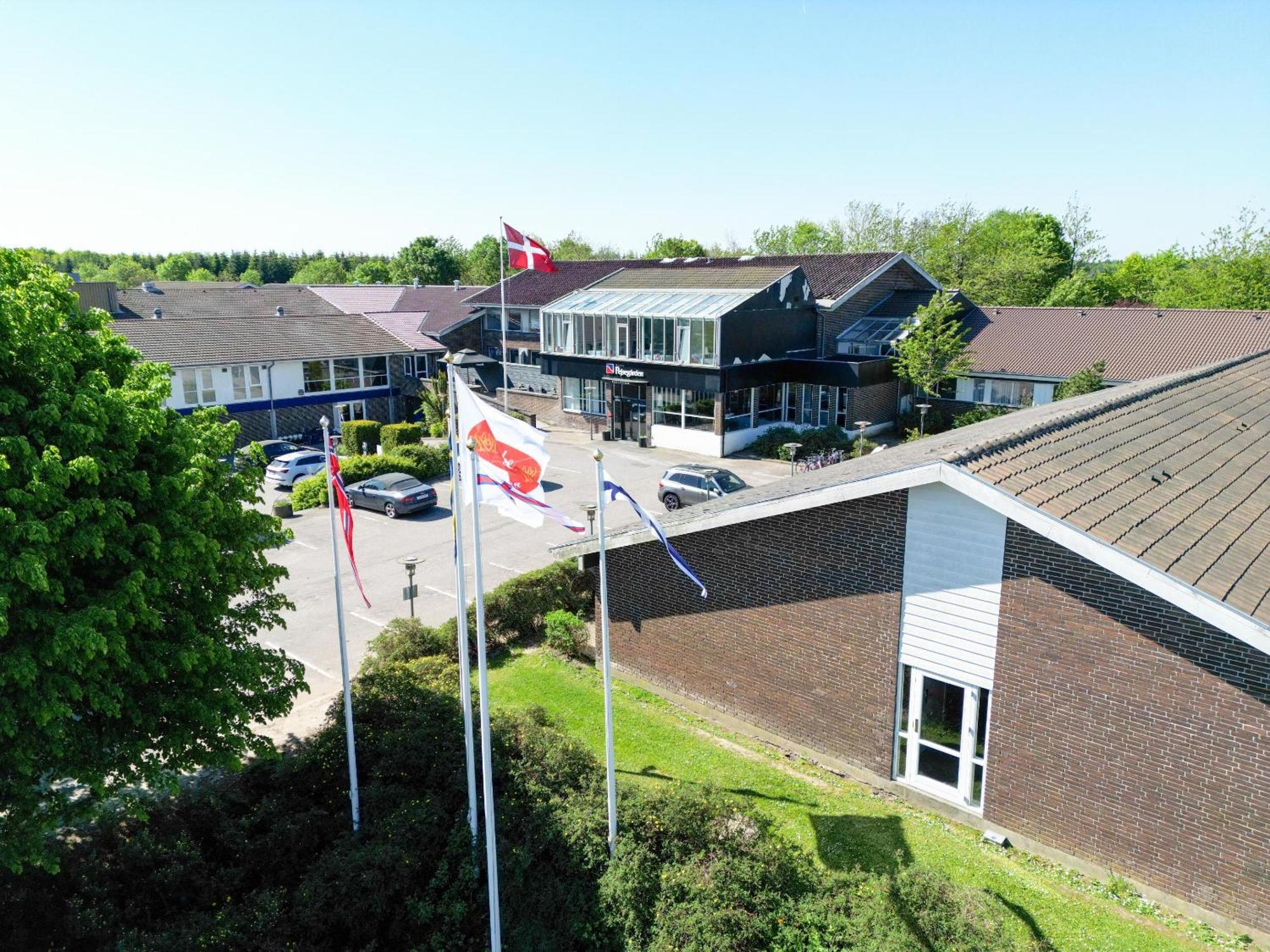 Hotel Pejsegaarden Brædstrup Dış mekan fotoğraf